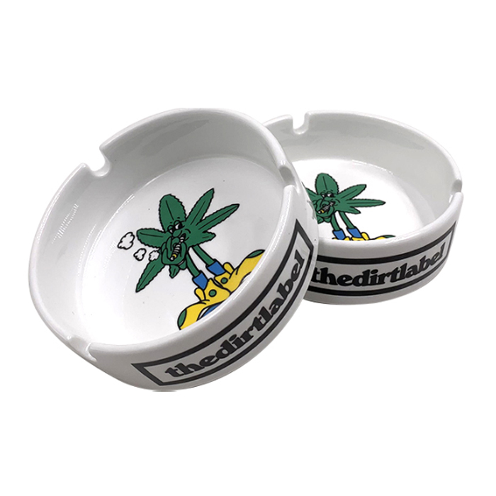 Cheap Custom Round White Smooth Ceramic Cigar Ashtray