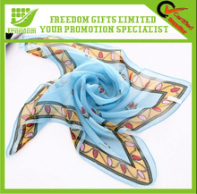 Fashional Ladies Square Scarf Vners