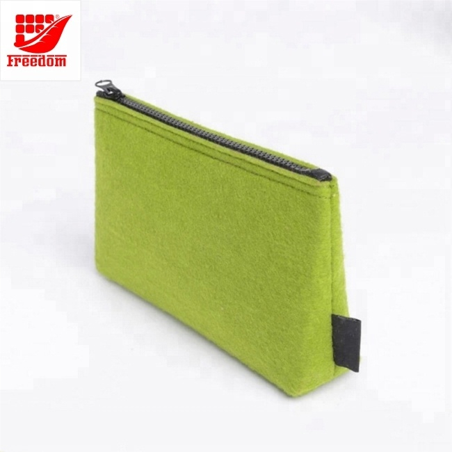 Brand lCustomized Felt Cosmetic Bag Makeup Travel Bag