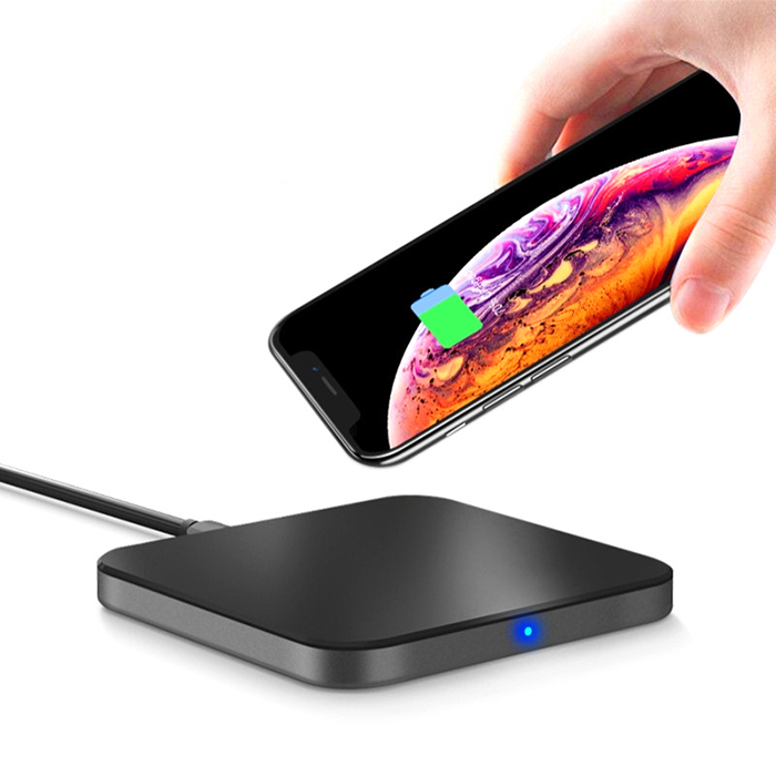 Wholesale Cheap Price Square QI Wireless Charger Custom 10W Fast Charger Wireless