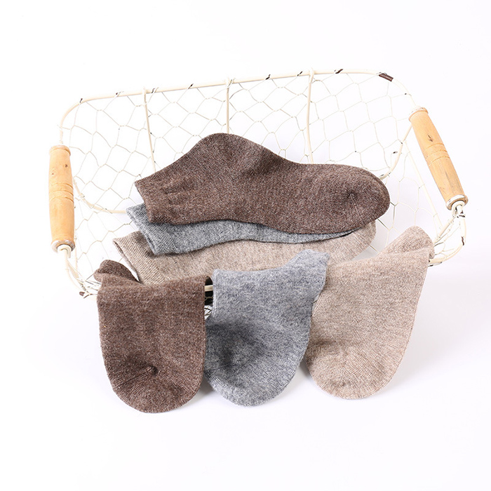 Unisex Solid Color Thick Winter Knitted Warm Cashmere Wool Snowing Socks